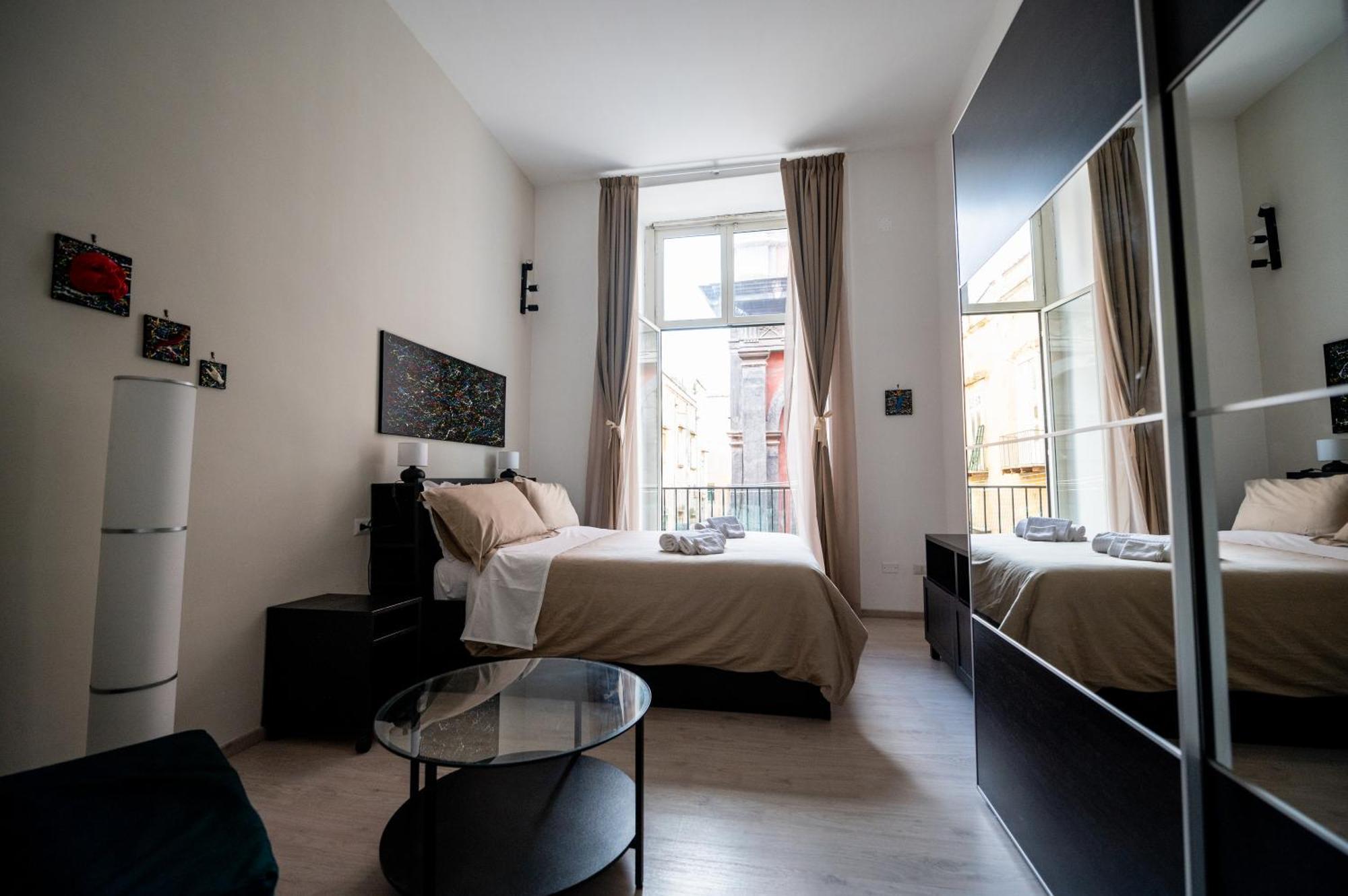Stay Soft Apartment - Centro Storico Napoli Exterior photo
